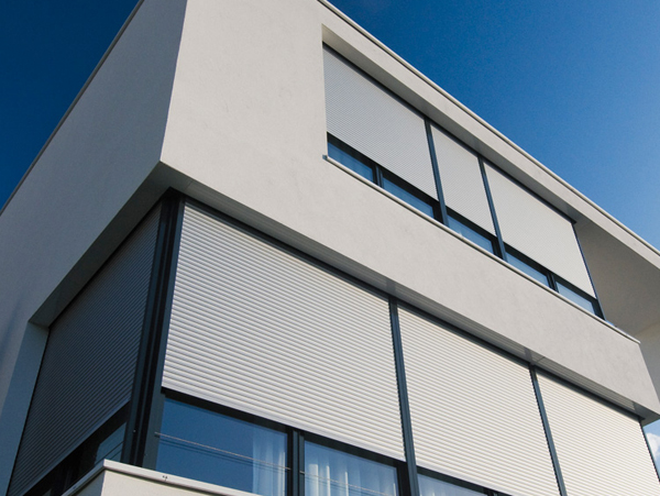 防護(hù)卷簾窗