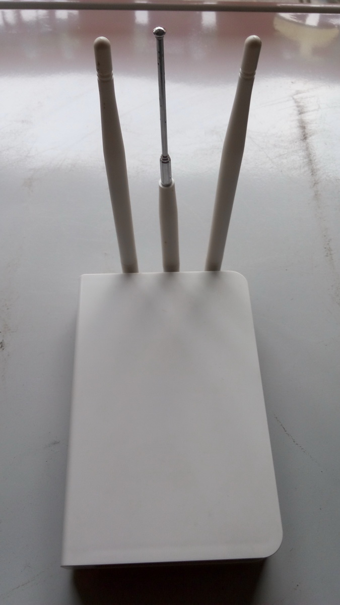 智能家居主機(jī)